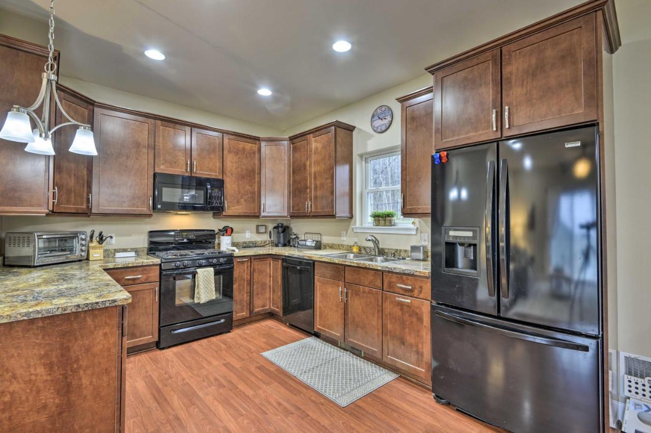 Lovely Rushville Home With Canandaigua Lake Acess! Eksteriør bilde